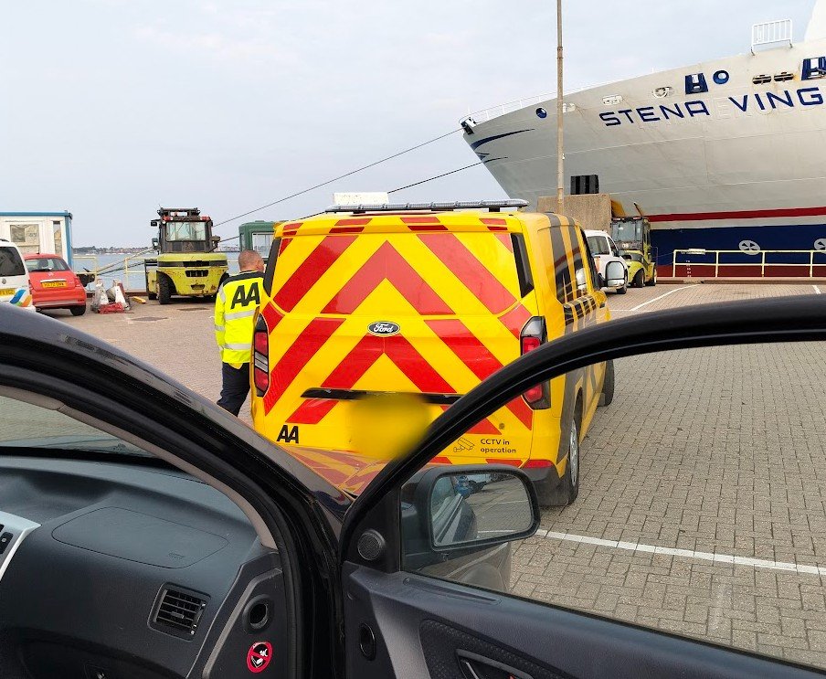 Car trouble in Portsmouth: our clutch failed and the car had to be pushed off the ferry