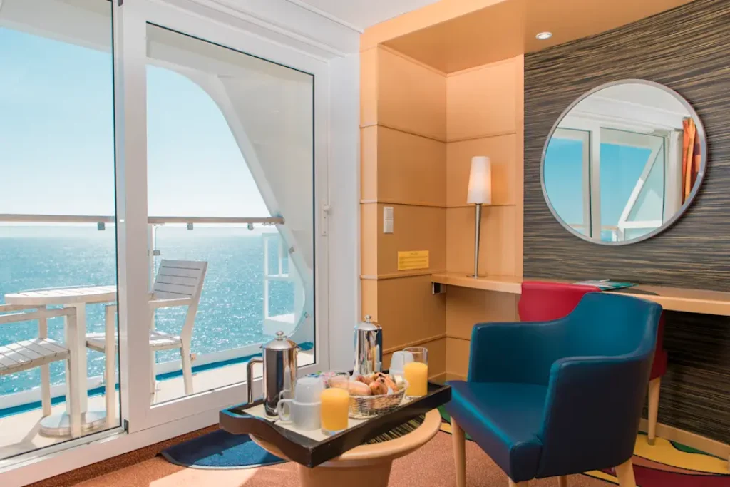 Commodore cabin Pont-Aven (Brittany Ferries)