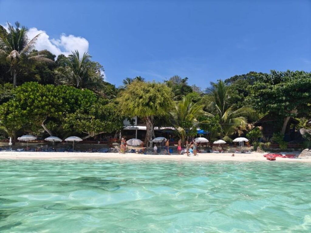 Travellers in Southeast Asia looking for routes back to Europe during flight disruptions