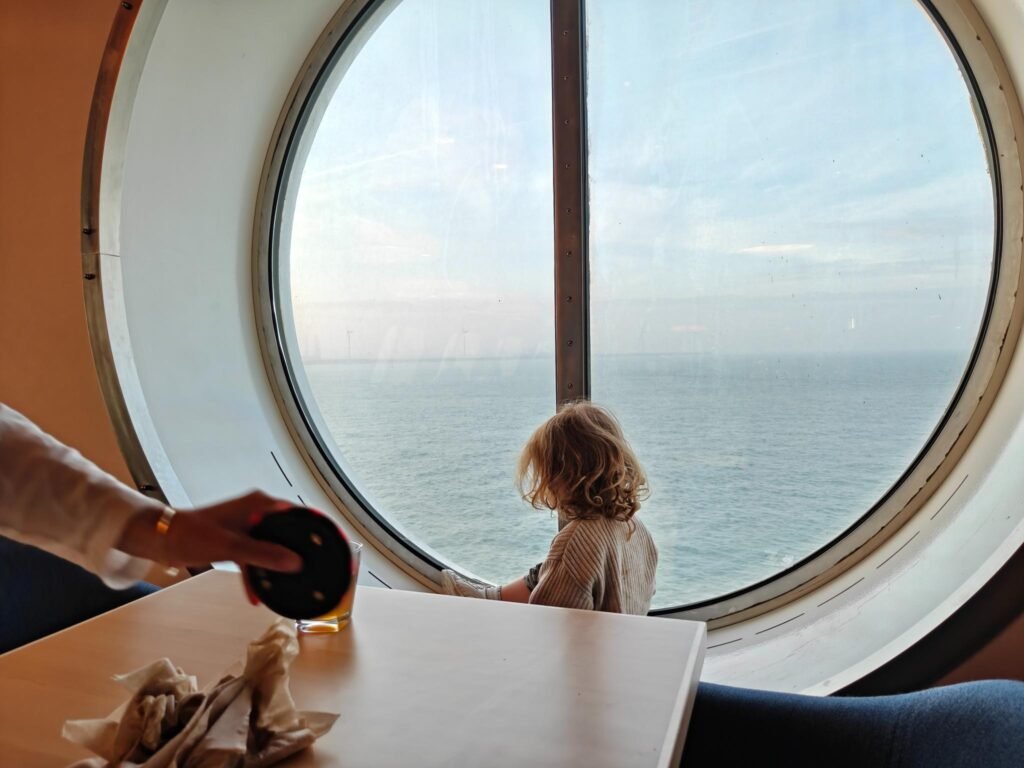 Breakfast with a view on Stena Hollandica